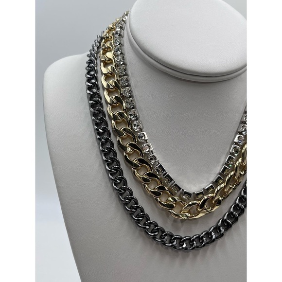 Steve Madden Layered Tri Tone Mixed Metal Bling Stones Curb Chain Necklace New - Picture 3 of 16
